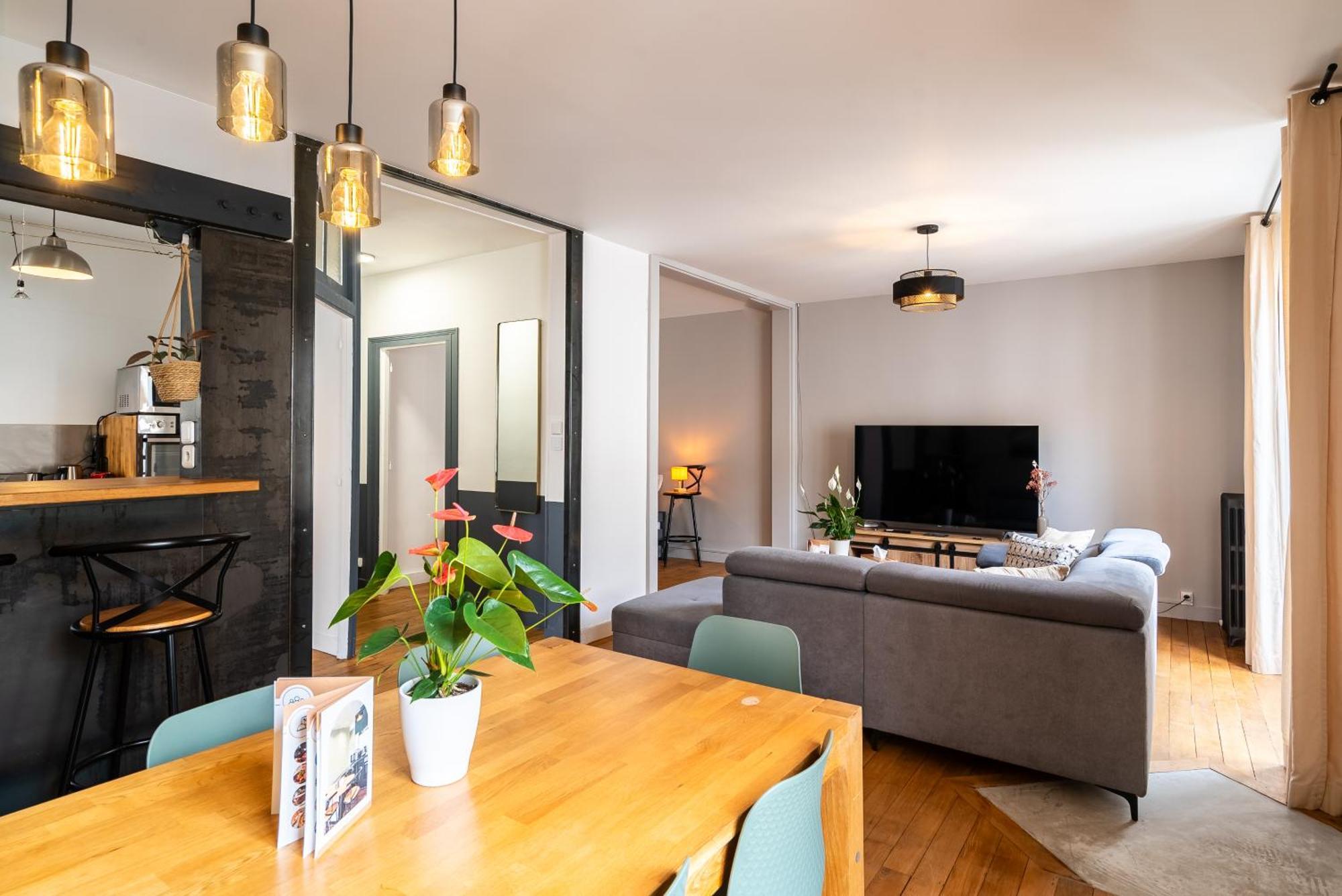 Mon - Gare De - Familial - Parking En Supp Apartment *