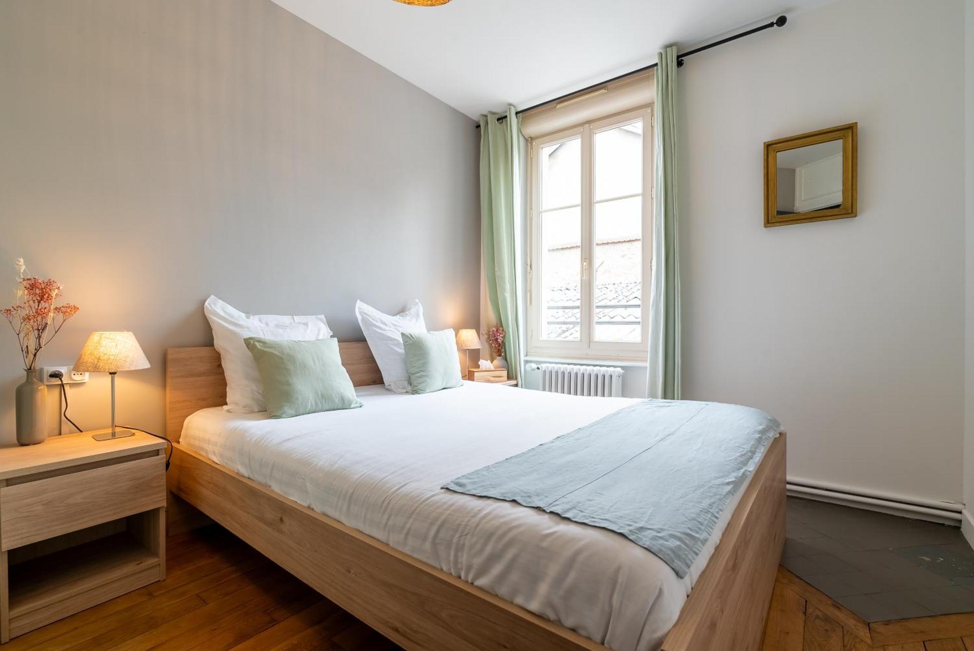 Mon - Gare De - Familial - Parking En Supp Apartment Limoges